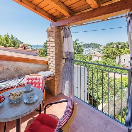 Apartment Karo