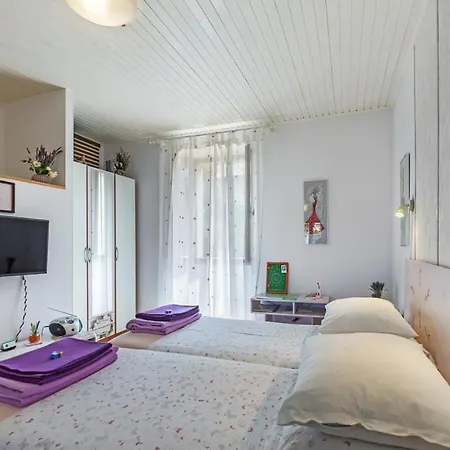 Karo Apartment Vrsar